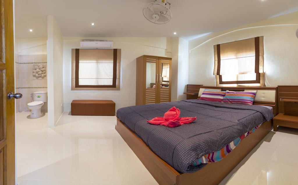 Ratana - House Walking Street 7 Bedrooms Villa Pattaya